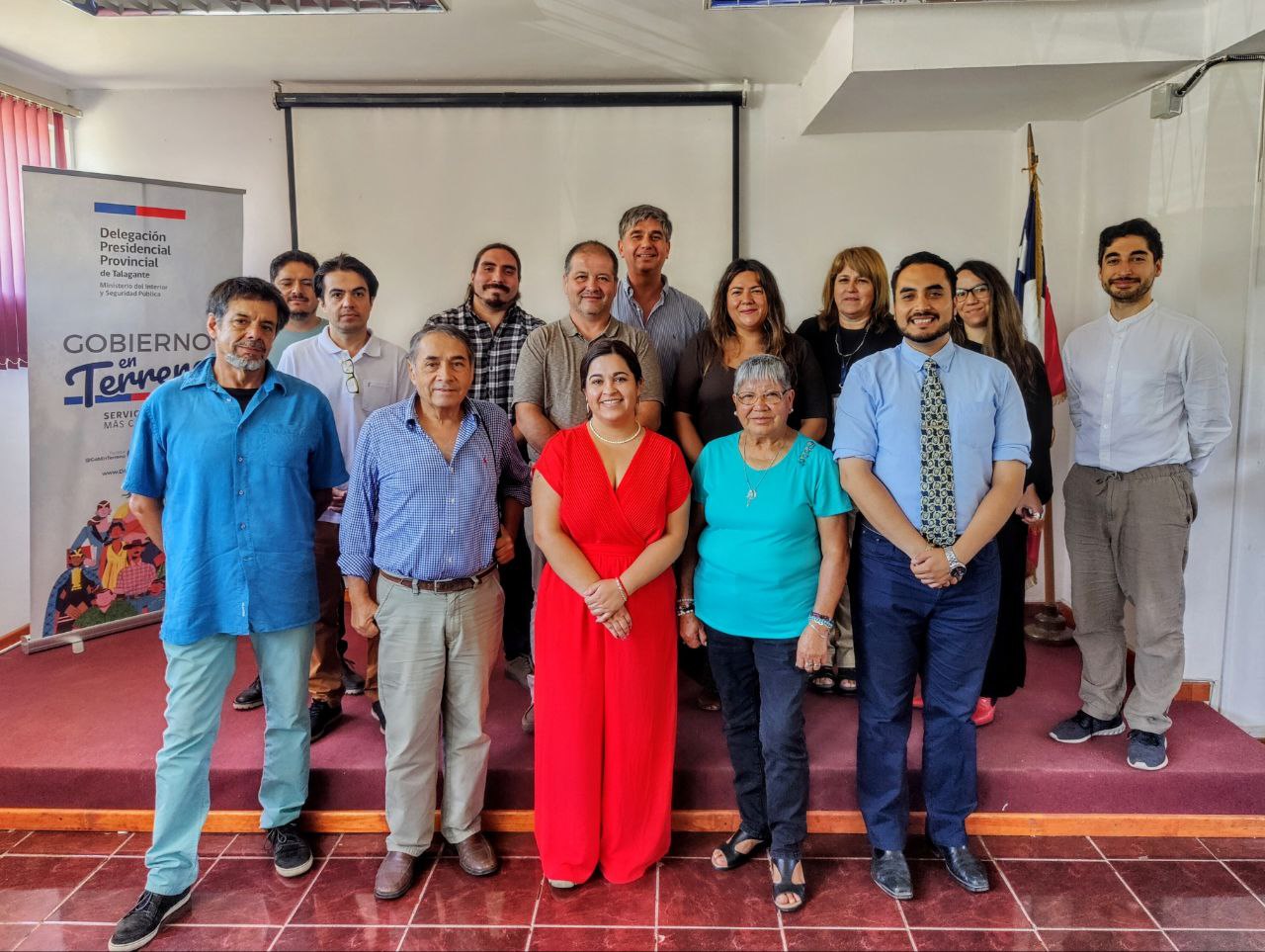 Delegada Stephanie Duarte encabeza reunión de trabajo intersectorial por un memorial en Hornos de Lonquén