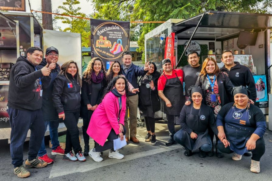 Más de 200 talentosas mujeres participan en la primera Feria Provincial de Emprendedoras y Artesanas