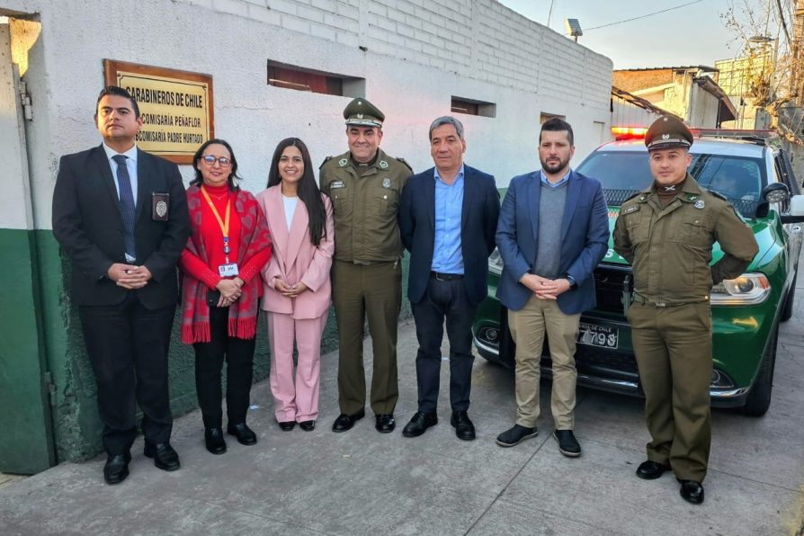 Establecen Primera Mesa Jurídico Policial en Padre Hurtado durante visita del Delegado Presidencial Regional