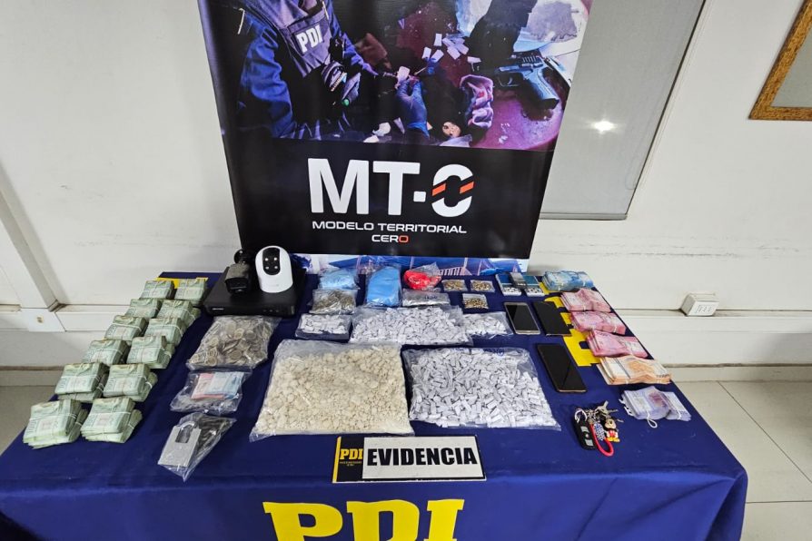 DI de Peñaflor realiza importante operativo y saca de circulación cerca de 17 mil dosis de droga