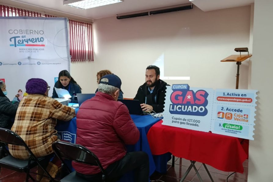 Exitoso operativo de activación del Cupón de Gas benefició a vecinas y vecinos de la Provincia de Talagante