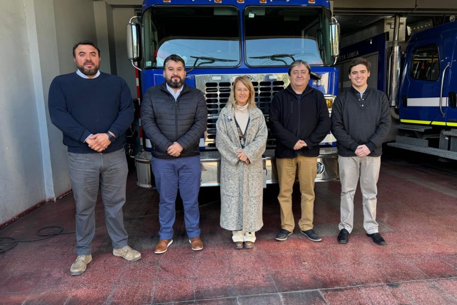 Delegada Presidencial Provincial sostuvo reunión de trabajo con el Cuerpo de Bomberos de Peñaflor–Padre Hurtado