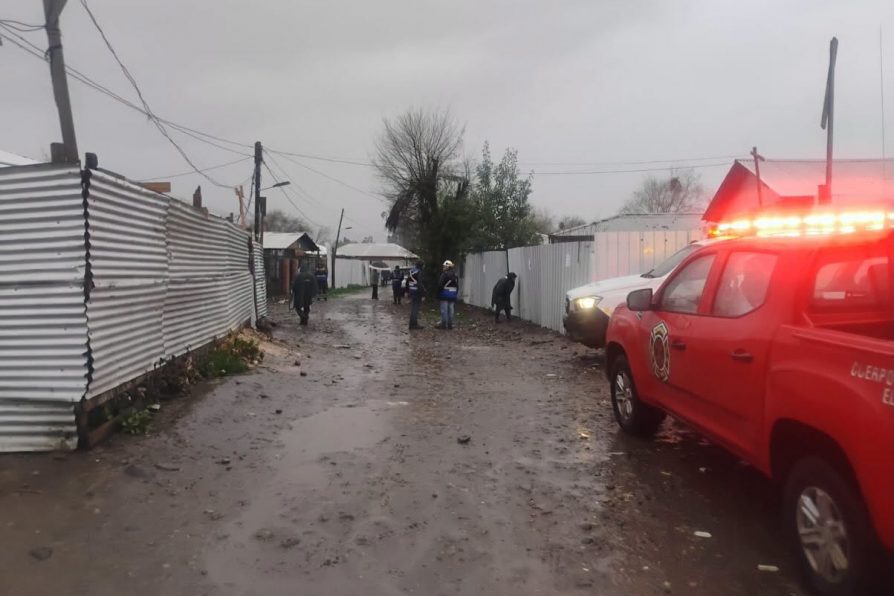 Autoridades refuerzan llamado a evacuación preventiva en Campamento Pedro de Valdivia de El Monte