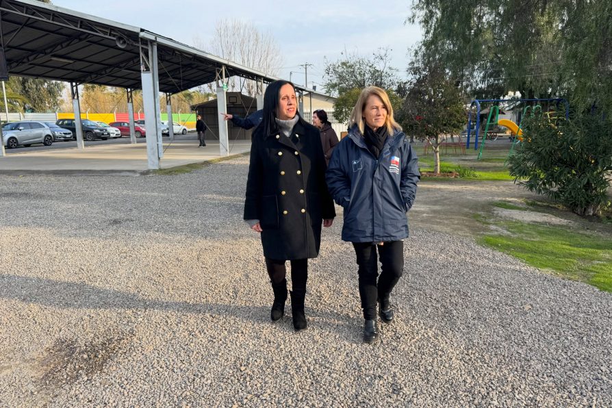 Delegación de Talagante y Fundación Koinomadelfia acuerdan trabajo conjunto en beneficio de niños, niñas y jóvenes